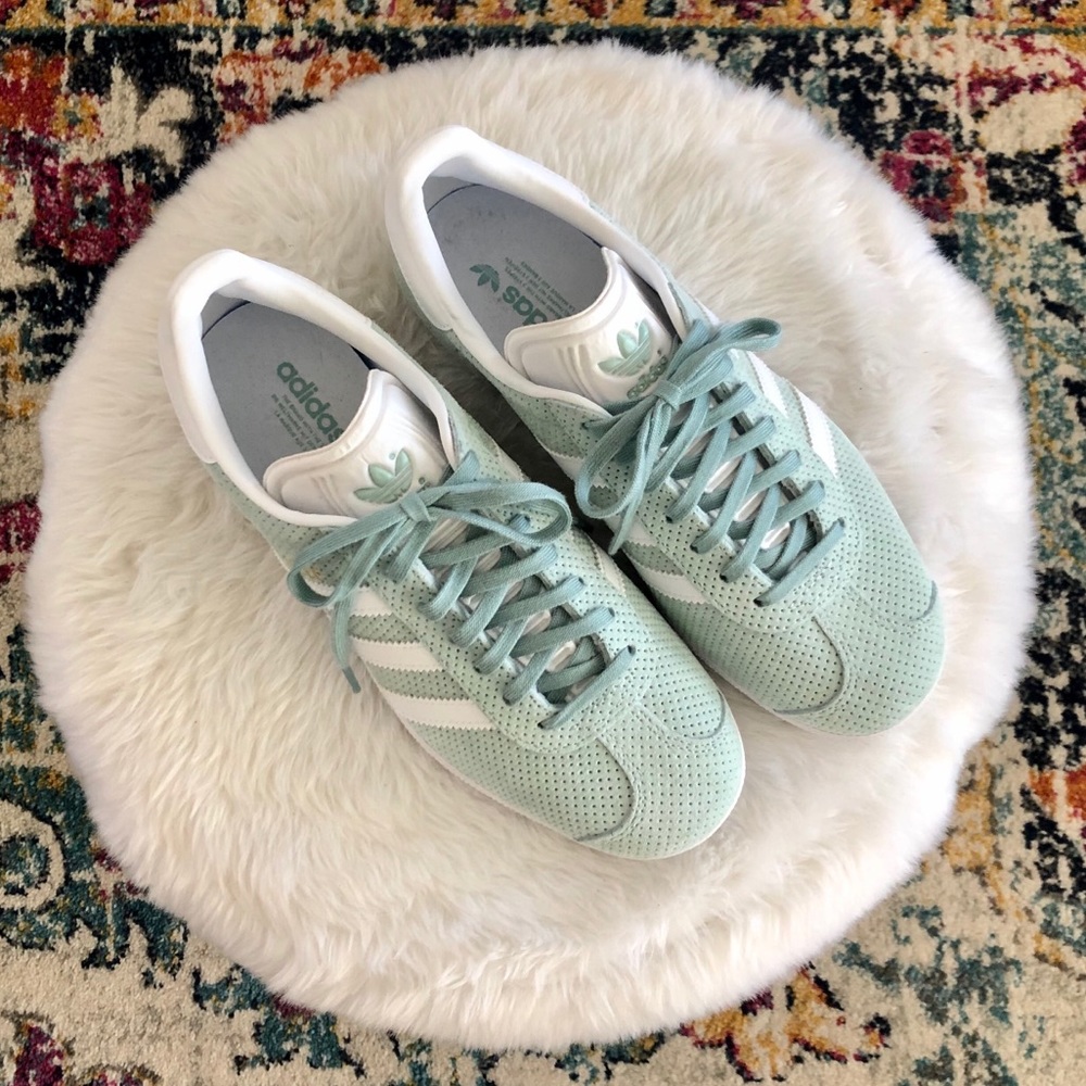 Adidas Gazelle Shoes